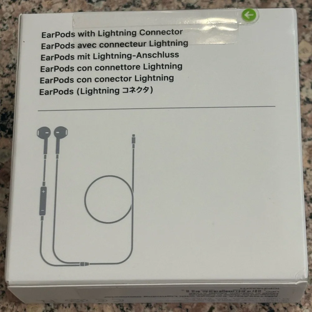 Apple Earpods with Lightening Connector